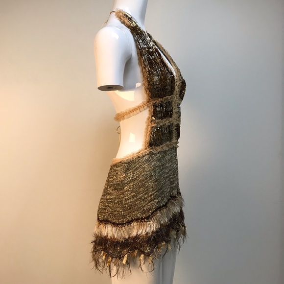 SUPER unique and sexy cutout mini halter dress - Picture 4 of 6